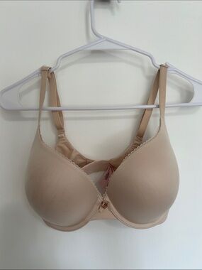 Victoria's Secret Nude Light T-Shirt Bra
